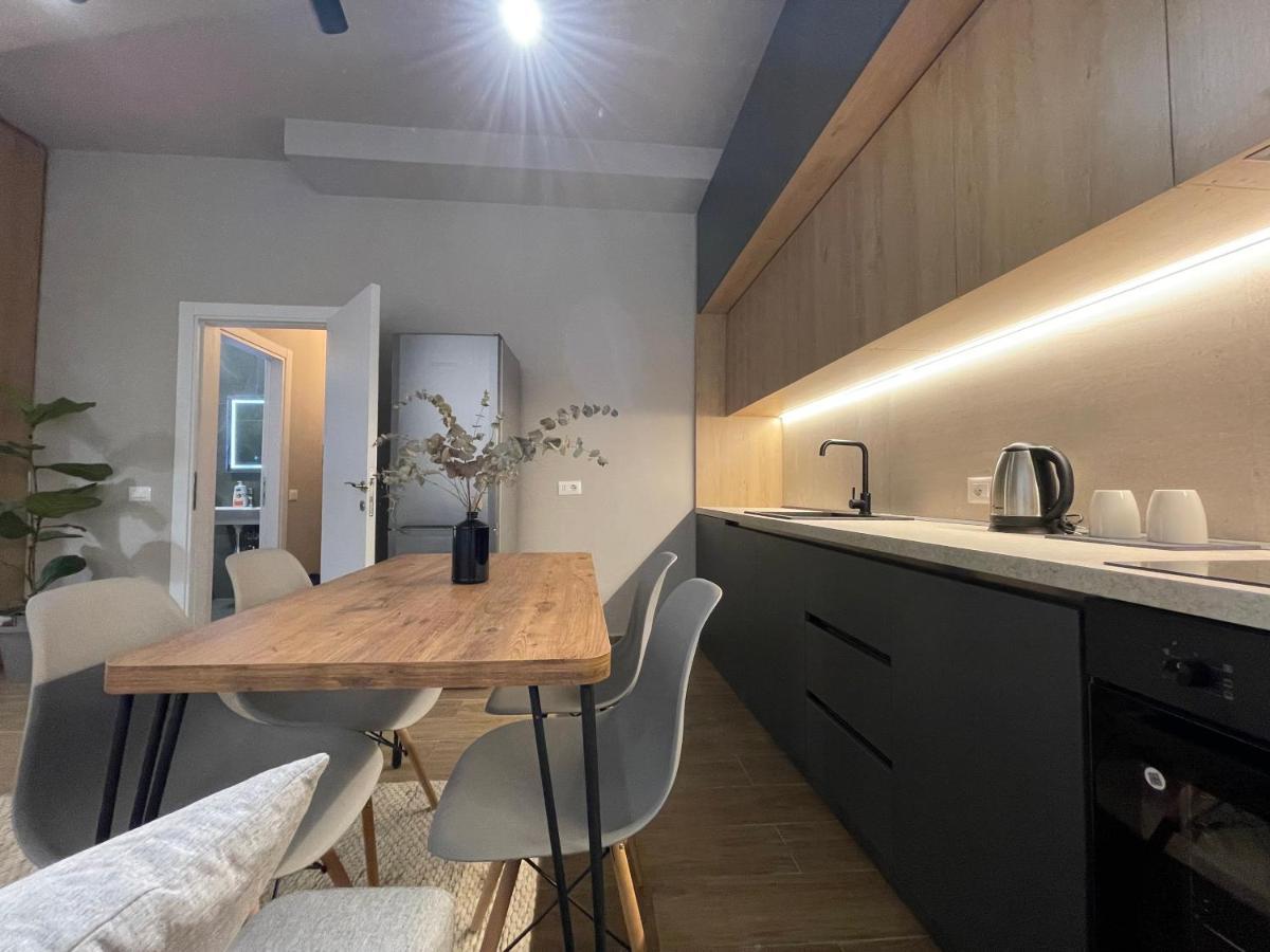 Square 21 Apartments ティラナ エクステリア 写真