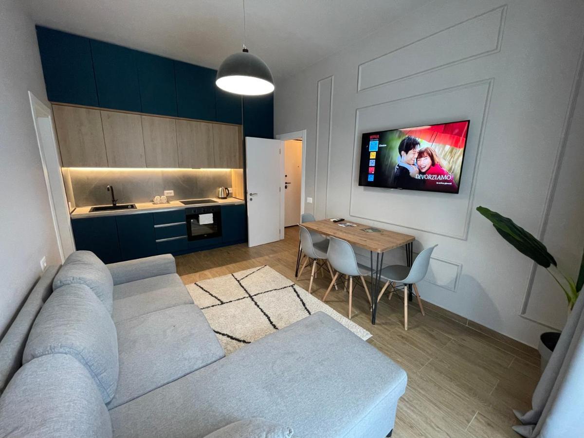 Square 21 Apartments ティラナ エクステリア 写真