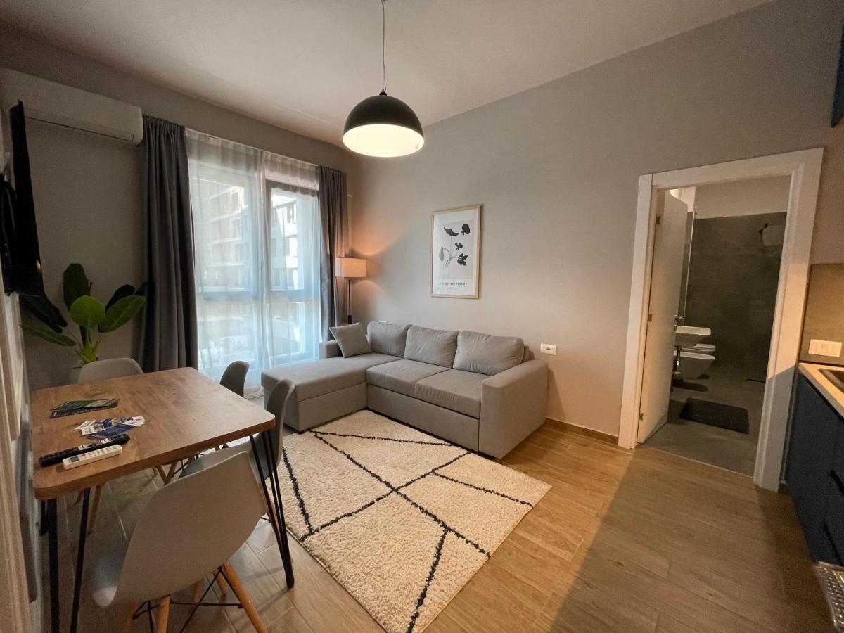 Square 21 Apartments ティラナ エクステリア 写真