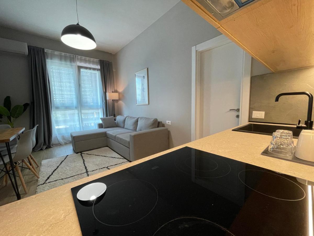 Square 21 Apartments ティラナ エクステリア 写真